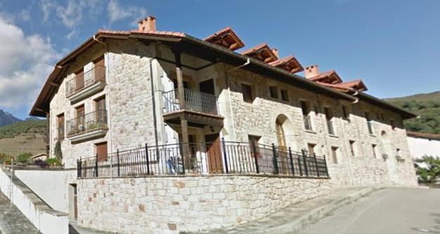 Entre Potes Y Picos Con Wifi Y Garaje Apartment Turieno Exterior photo